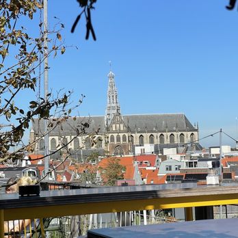 Modern Rooftop Dining